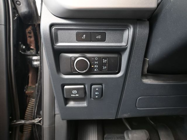 2023 Ford Expedition XLT photo 23