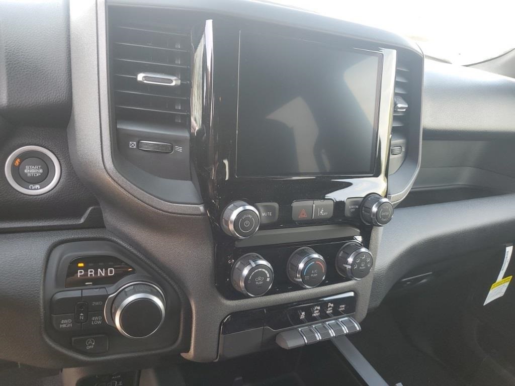 2025 Ram 1500 Tradesman photo 18