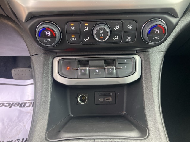 2023 Gmc Acadia SLT photo 28