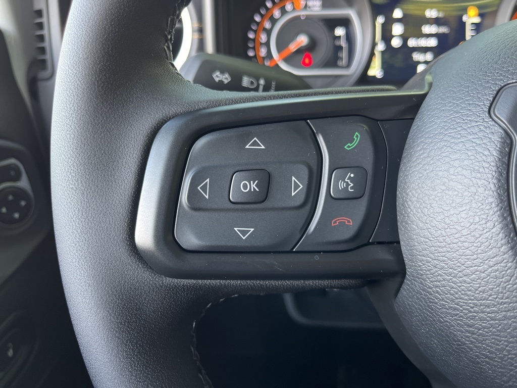 2025 Jeep Gladiator Sport photo 44