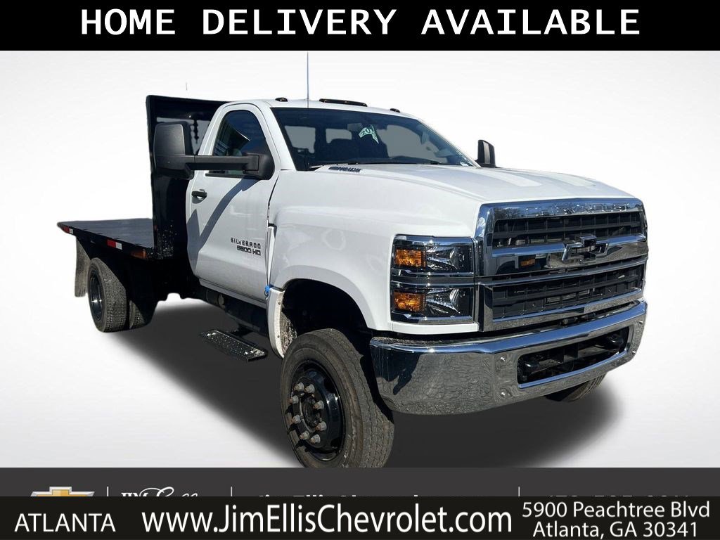 2024 Chevrolet Silverado 4500 Medium Duty Chassis Cab Work Truck's photo