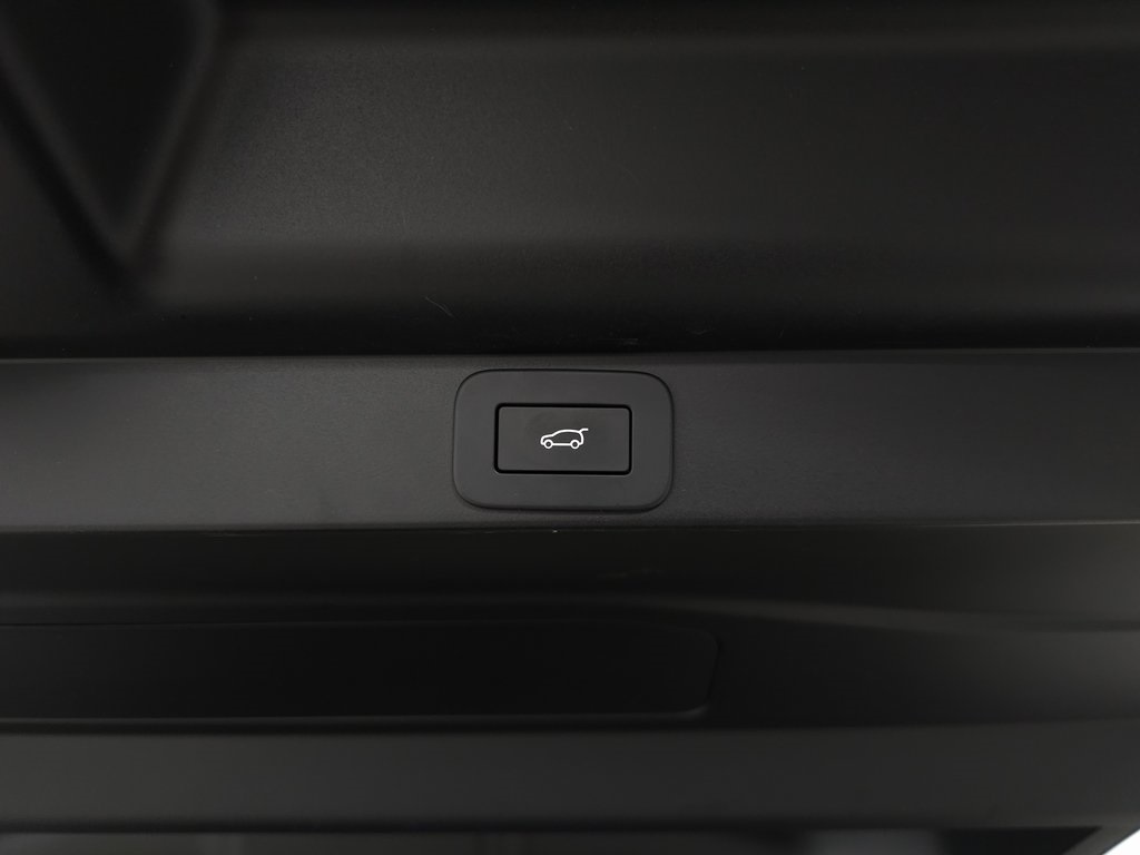 2025 LAND ROVER RANGE ROVER - Image 6