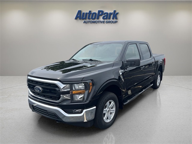 2023 Ford F-150 XLT photo 3