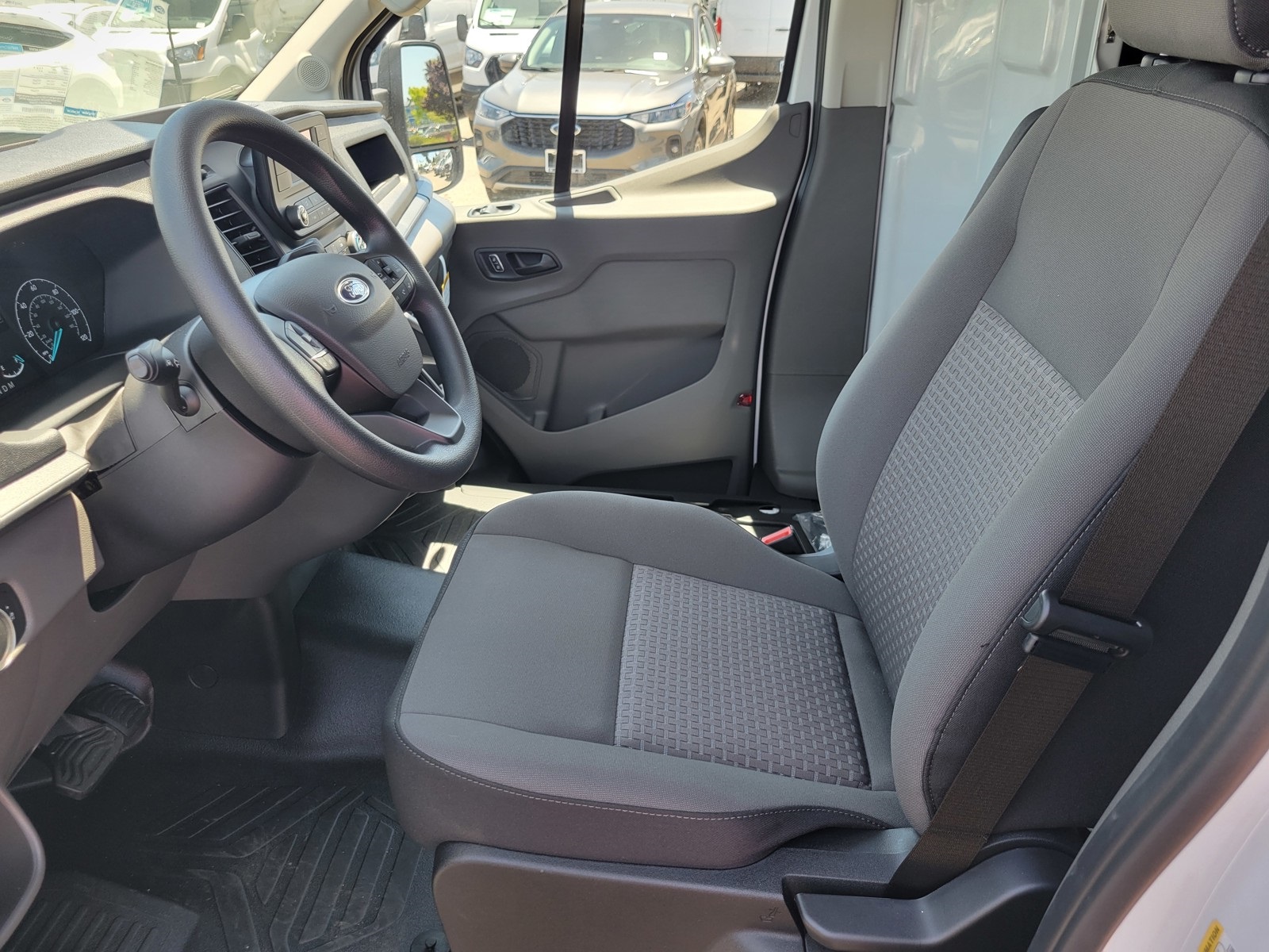 2024 Ford Transit photo 8