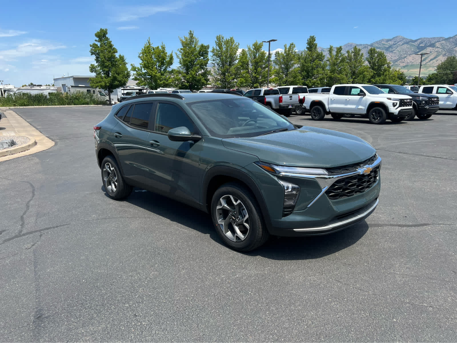2025 Chevrolet Trax photo 6