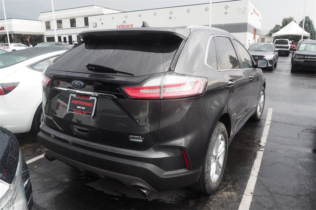 2020 Ford Edge SEL photo 3