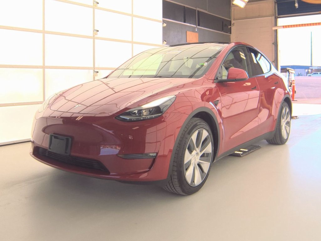 2023 Tesla Model Y Long Range's photo