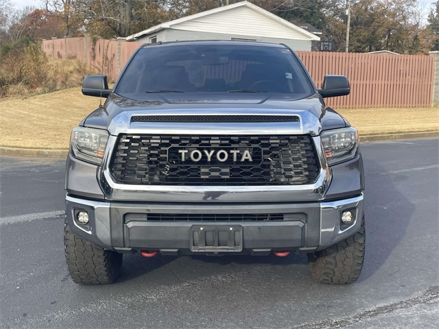 2018 Toyota Tundra SR5 photo 2