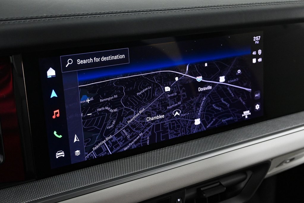 2025 Porsche Cayenne photo 14