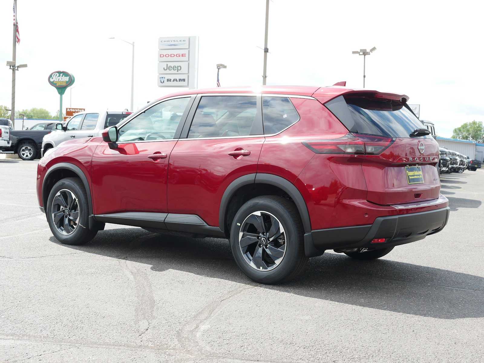 2026 Nissan Rogue SV photo 2