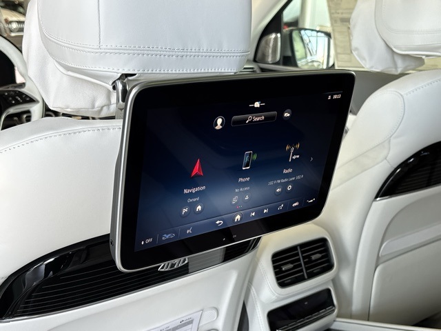 2025 Mercedes Benz GLS Maybach 600 4MATIC photo 16