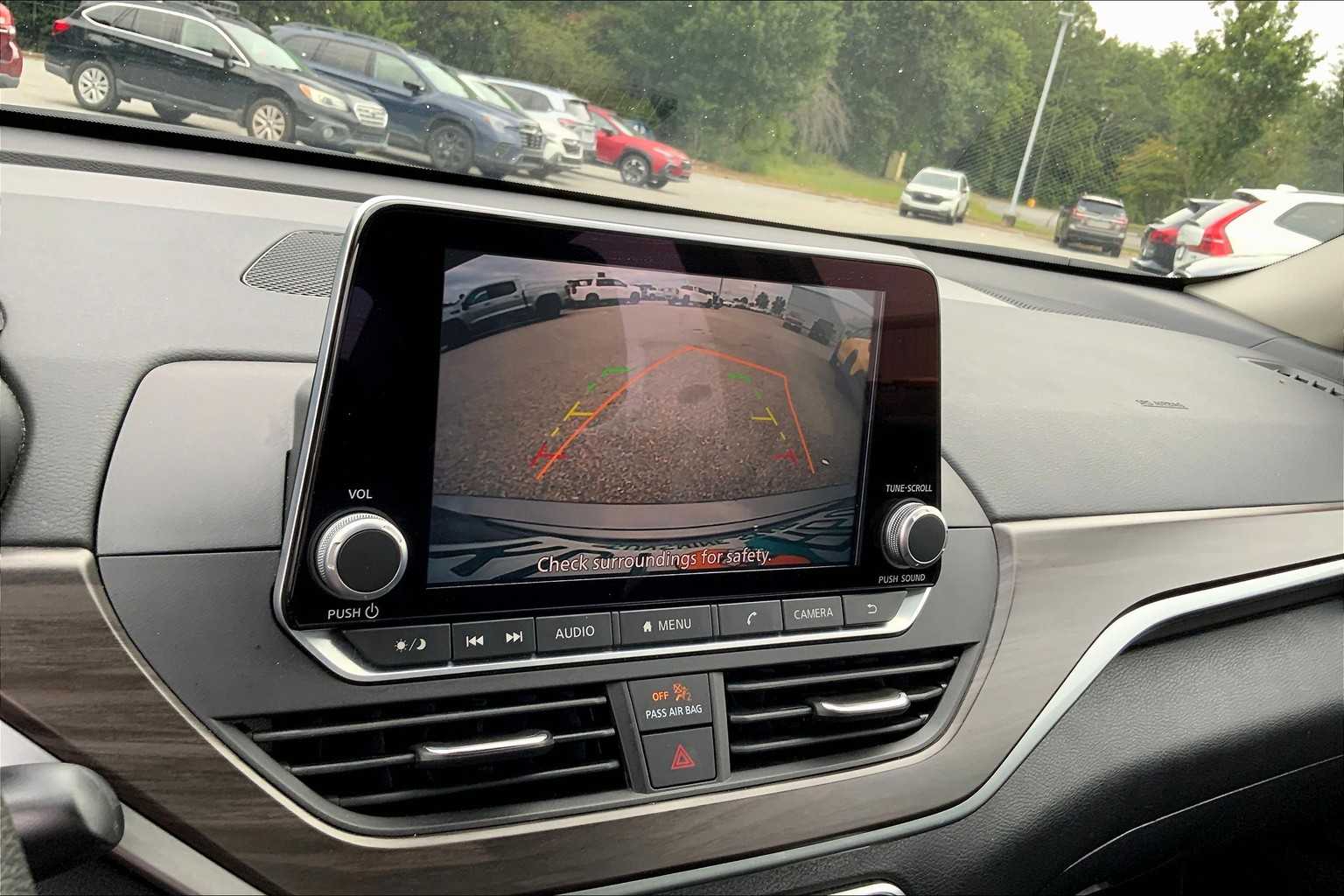 2023 Nissan Altima 2.5 SV photo 25