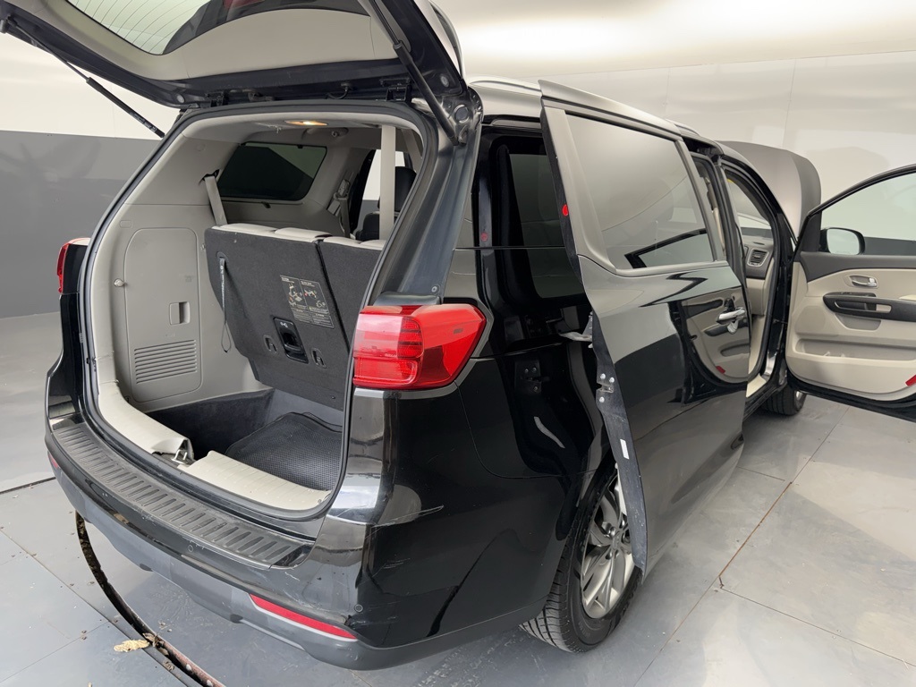 2020 Kia Sedona EX photo 16