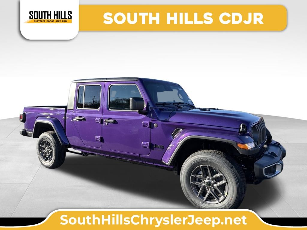 2026 Jeep Gladiator Sport S's photo