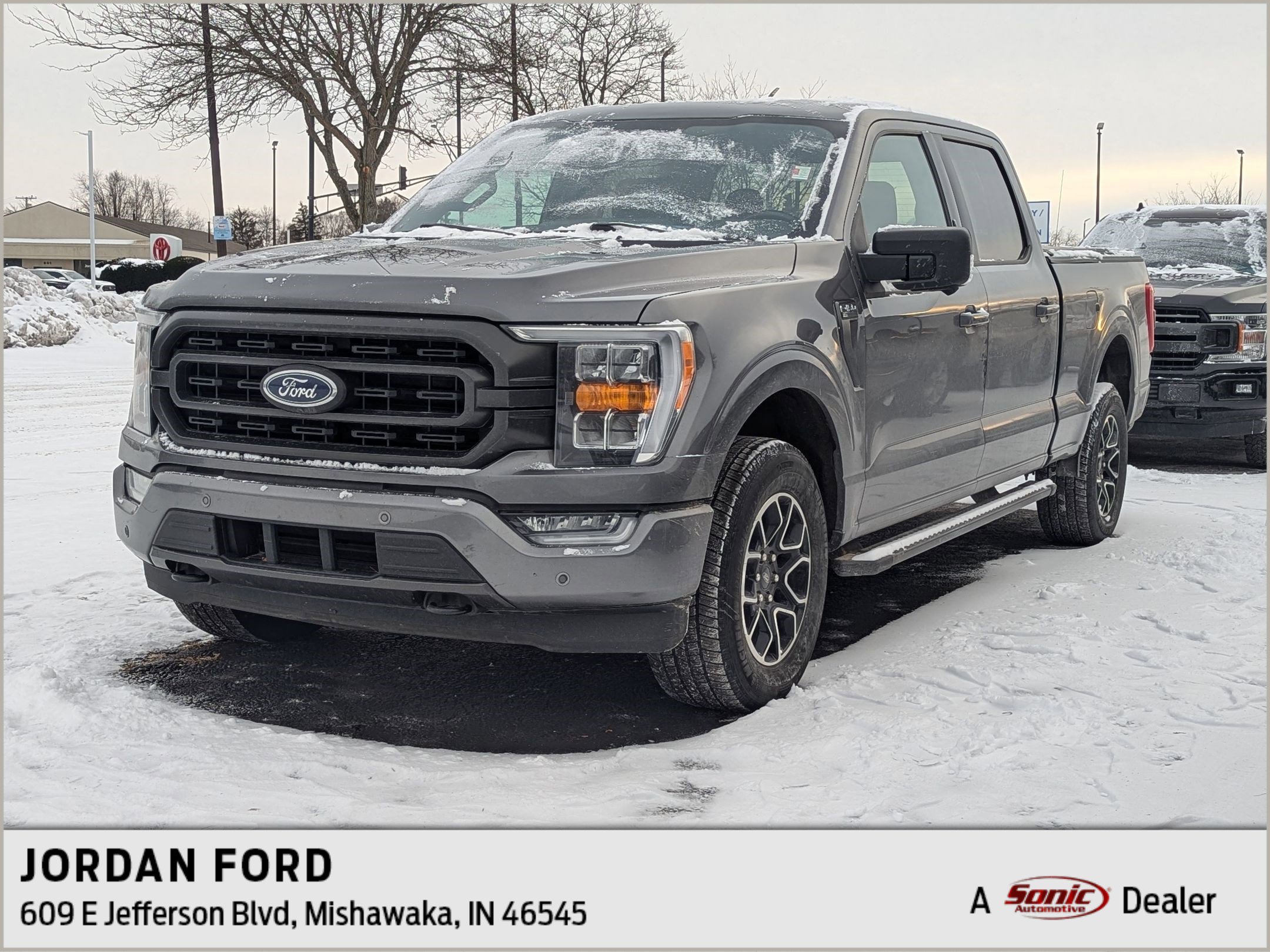 2021 Ford F-150 XLT's photo