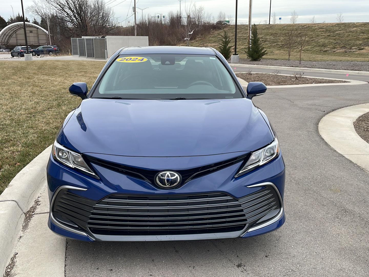 Used 2024 Toyota Camry LE with VIN 4T1C11AK8RU210122 for sale in Kansas City
