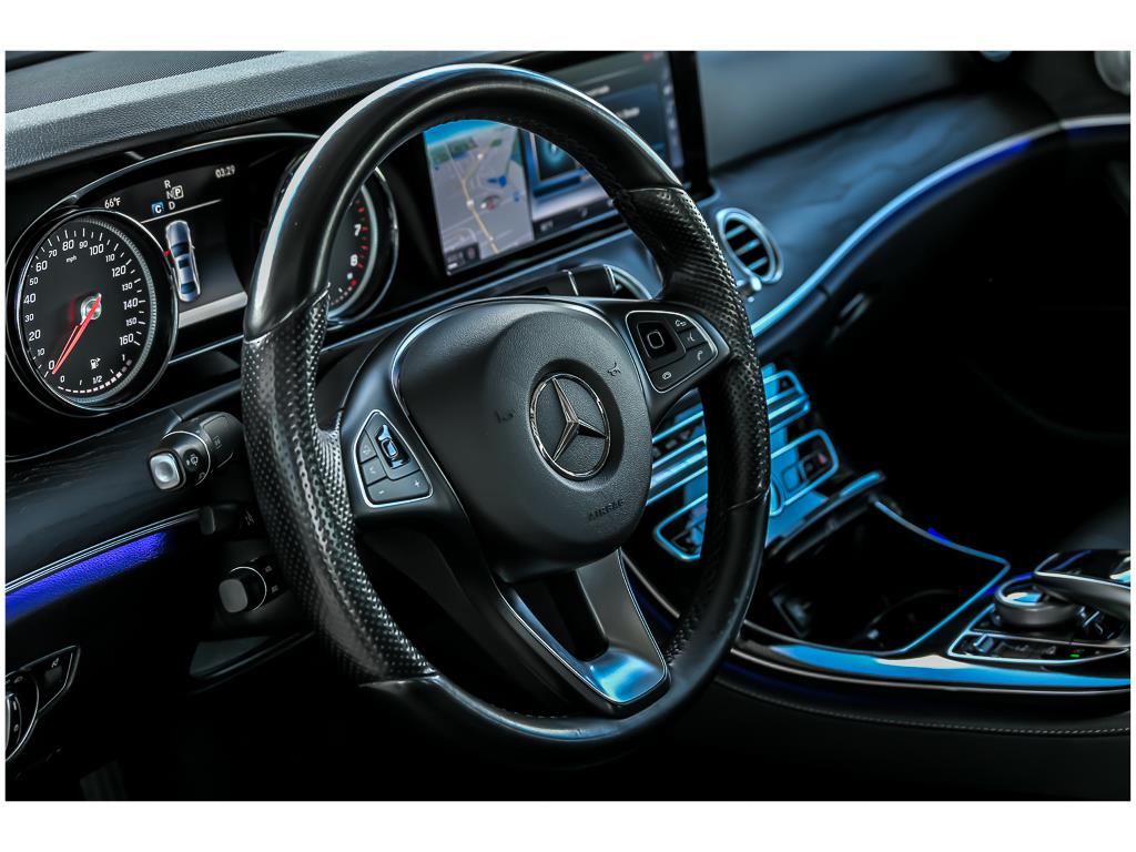 2017 Mercedes Benz E 300 4MATIC photo 16