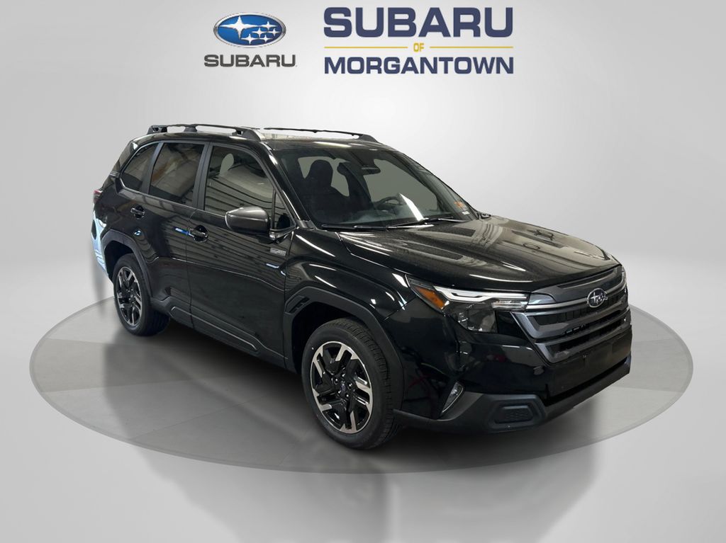 2025 Subaru Forester Premium photo 3