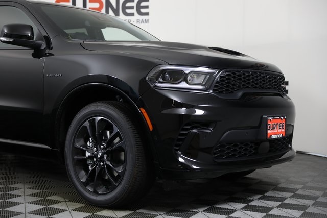2025 Dodge Durango R/T Plus photo 2