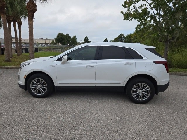 2021 Cadillac XT5 Premium Luxury photo 2
