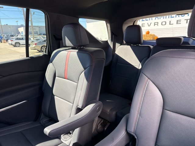 2024 Chevrolet Traverse RS photo 32