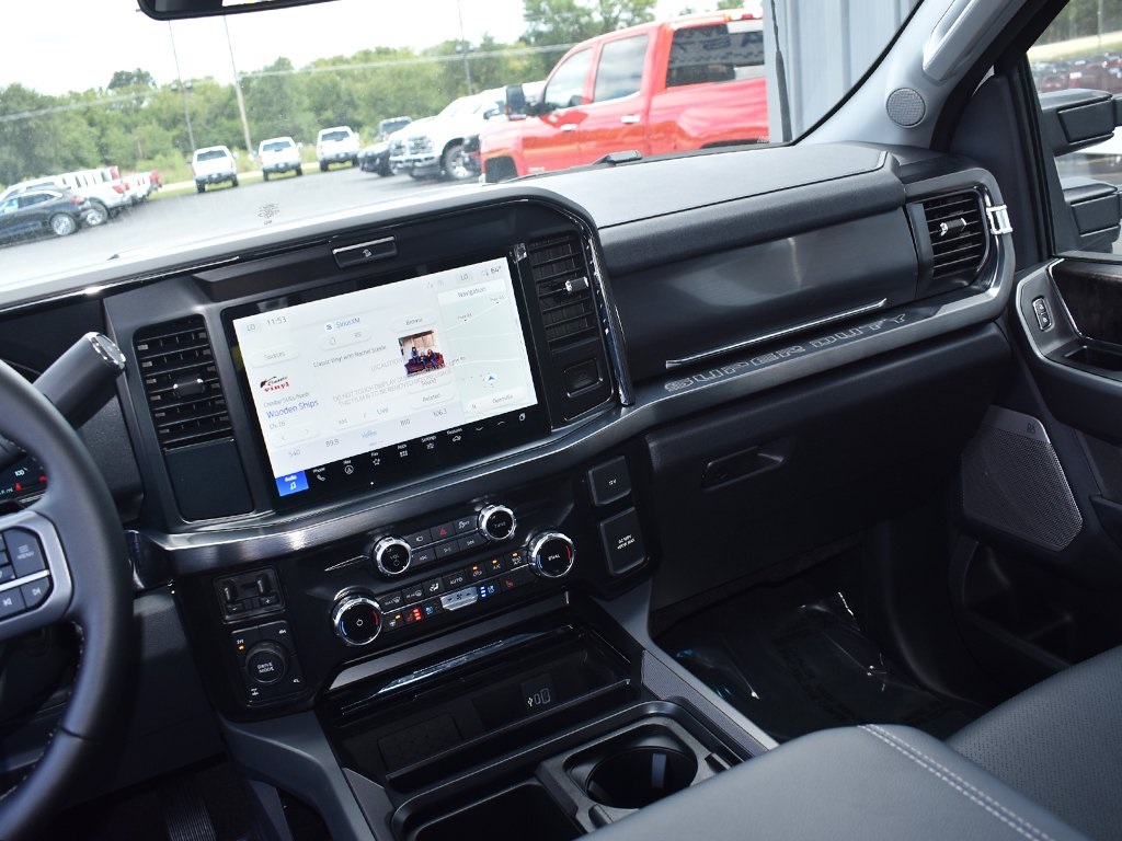 2026 Ford F-350 Lariat photo 18