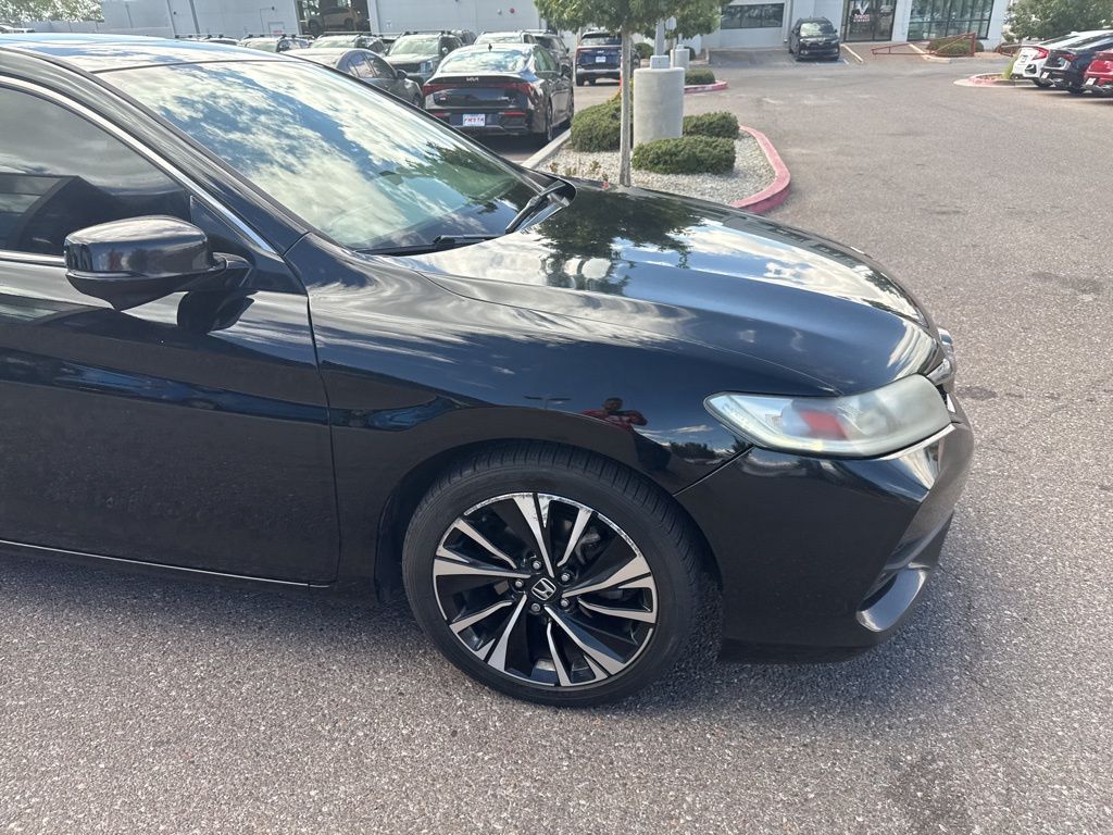 2016 Honda Accord EX photo 18