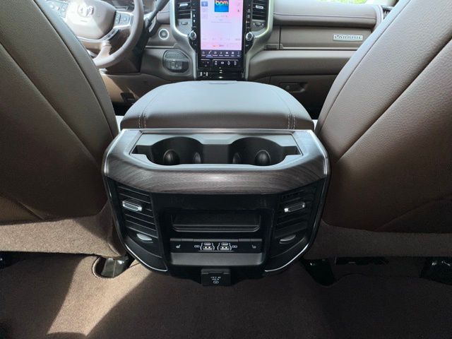 2025 Ram 2500 Laramie photo 31