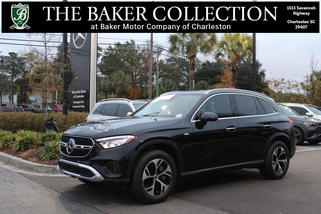 2025 Mercedes-Benz GLC Base's photo