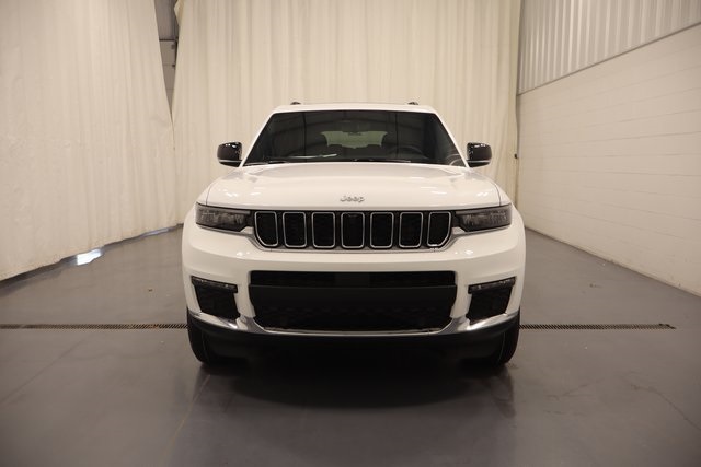 2025 Jeep Grand Cherokee Limited photo 2