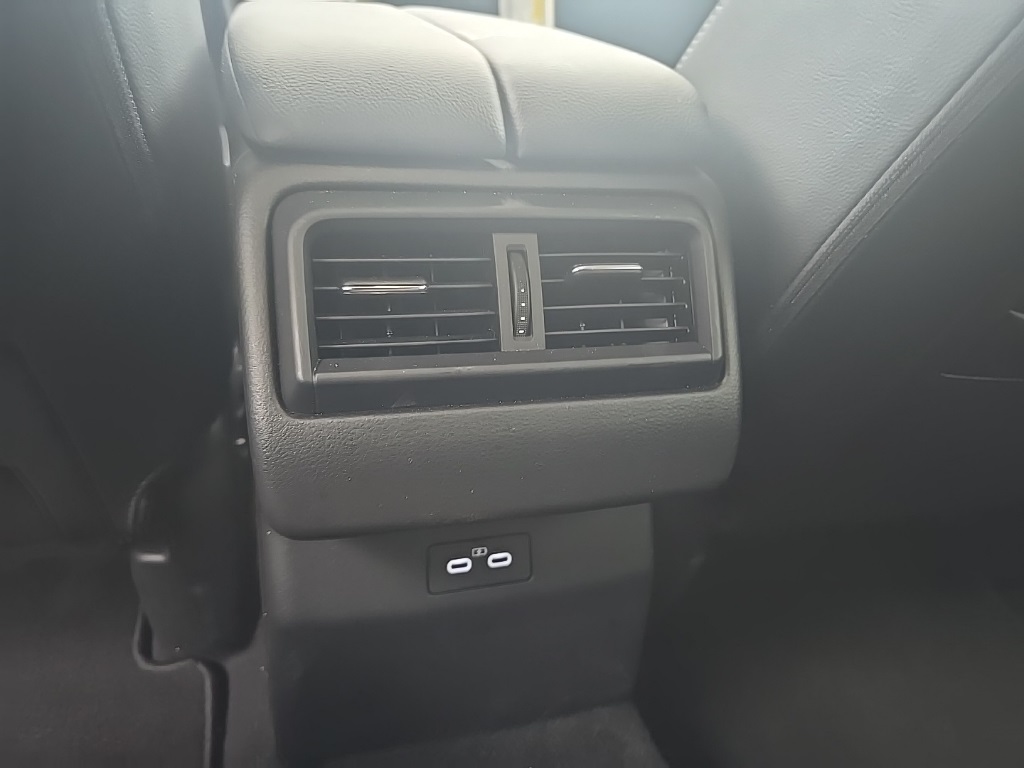 2025 Mazda CX-50 2.5 Select photo 22