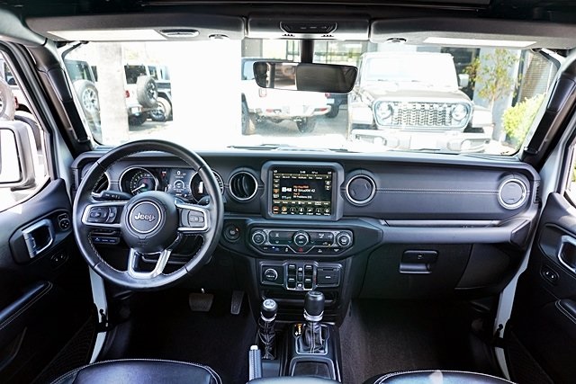 2022 Jeep Wrangler Unlimited Sahara 4xe photo 18