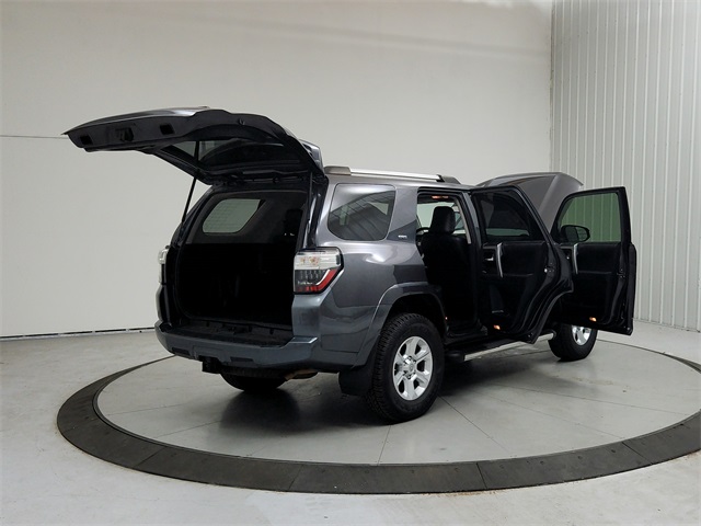 2020 Toyota 4Runner SR5 photo 14