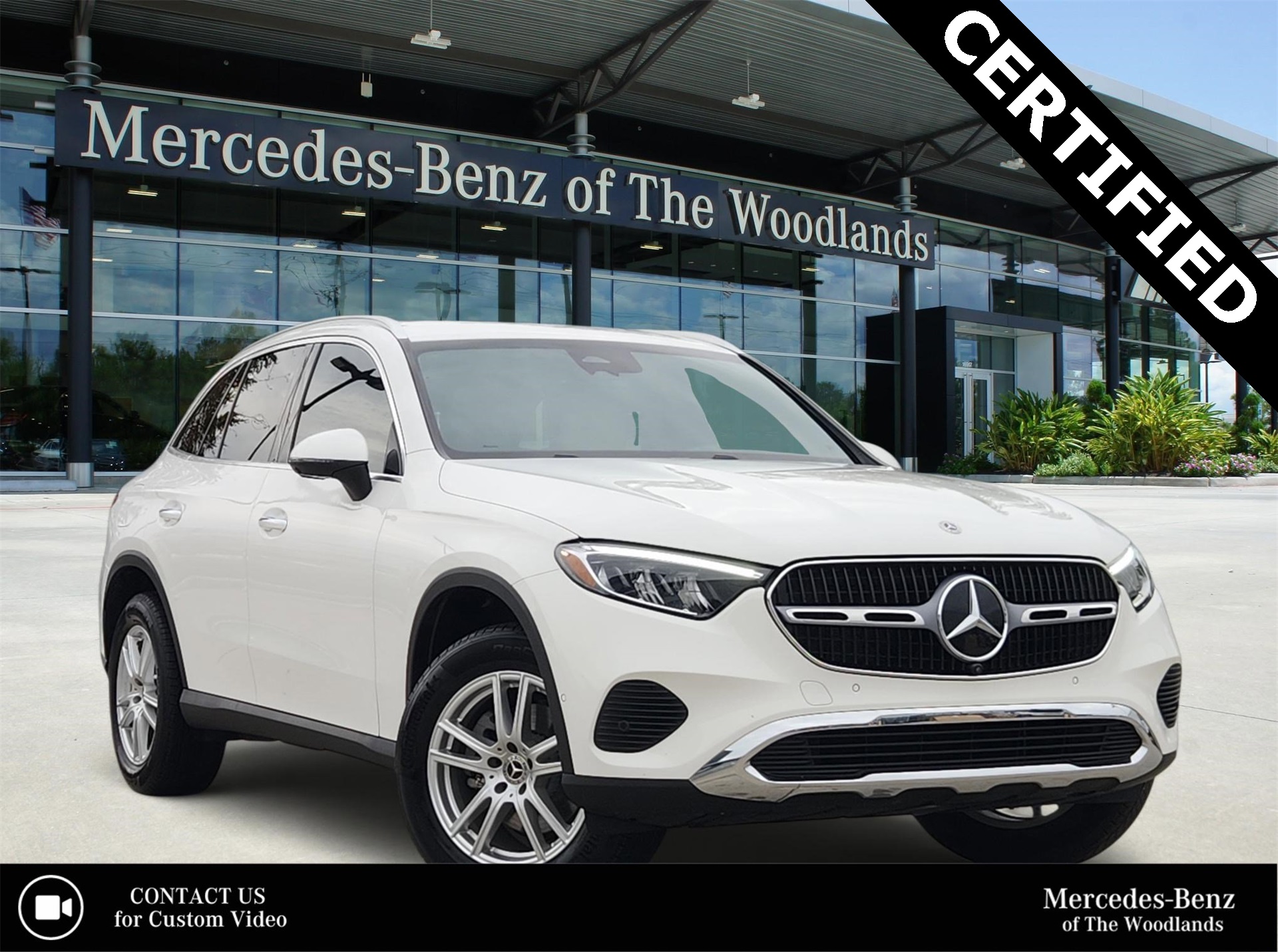 2025 Mercedes-Benz GLC Base's photo