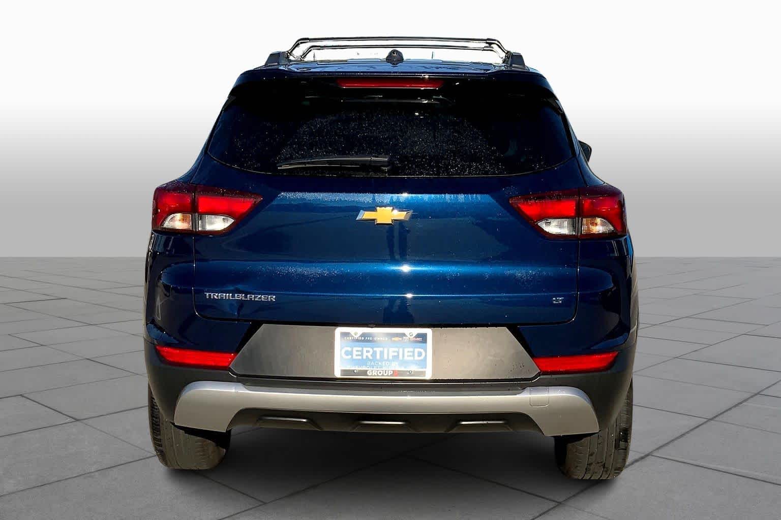 2023 Chevrolet Trailblazer LT photo 3