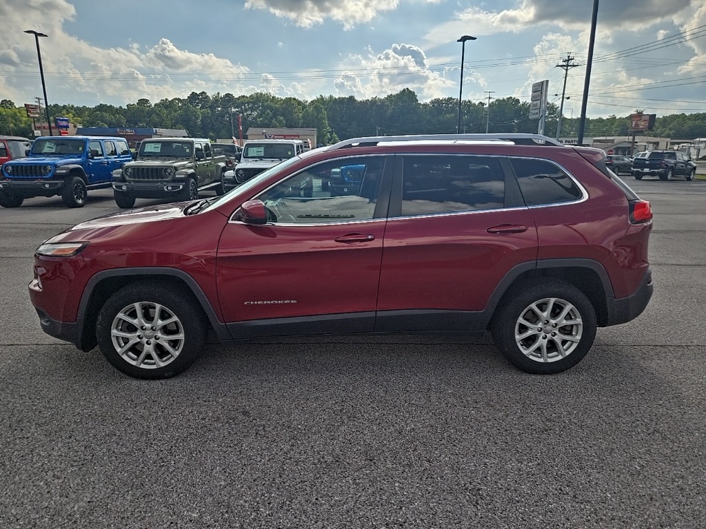 Used 2015 Jeep Cherokee Latitude with VIN 1C4PJLCS0FW690123 for sale in Arab, AL