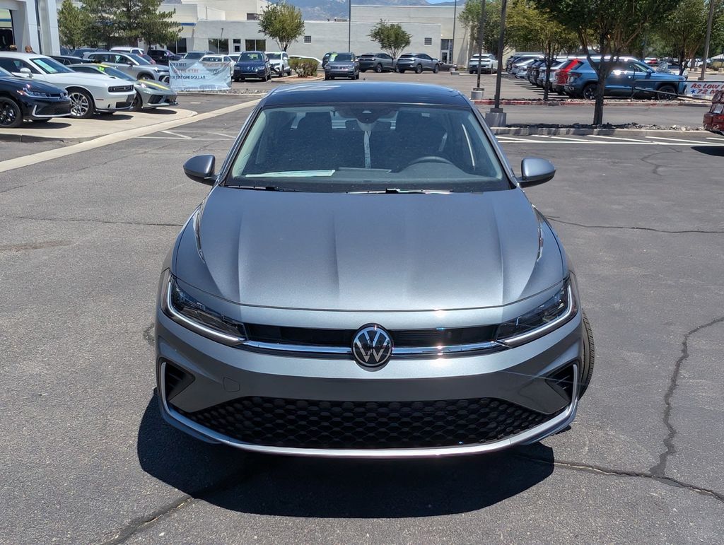 2025 Volkswagen Jetta 1.5T SE photo 2