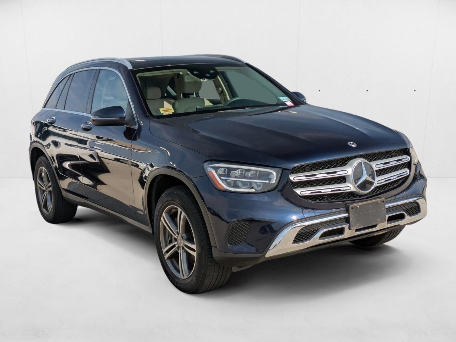 2020 Mercedes Benz GLC 300 4MATIC photo 3