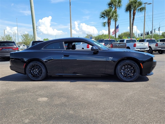 2025 Dodge Charger R/T photo 5