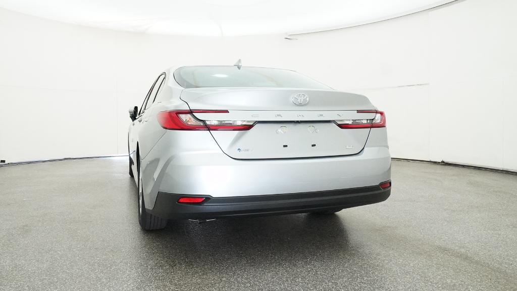 2025 Toyota Camry LE photo 14