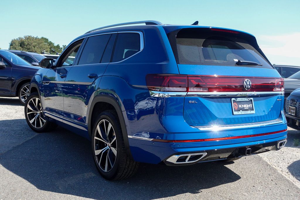 2025 Volkswagen Atlas SEL Premium R-Line photo 9