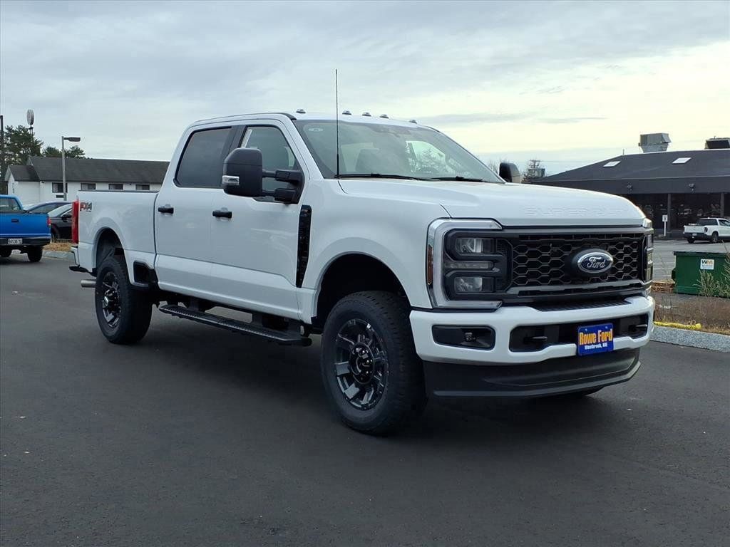 2026 Ford F-250 Super Duty XL's photo