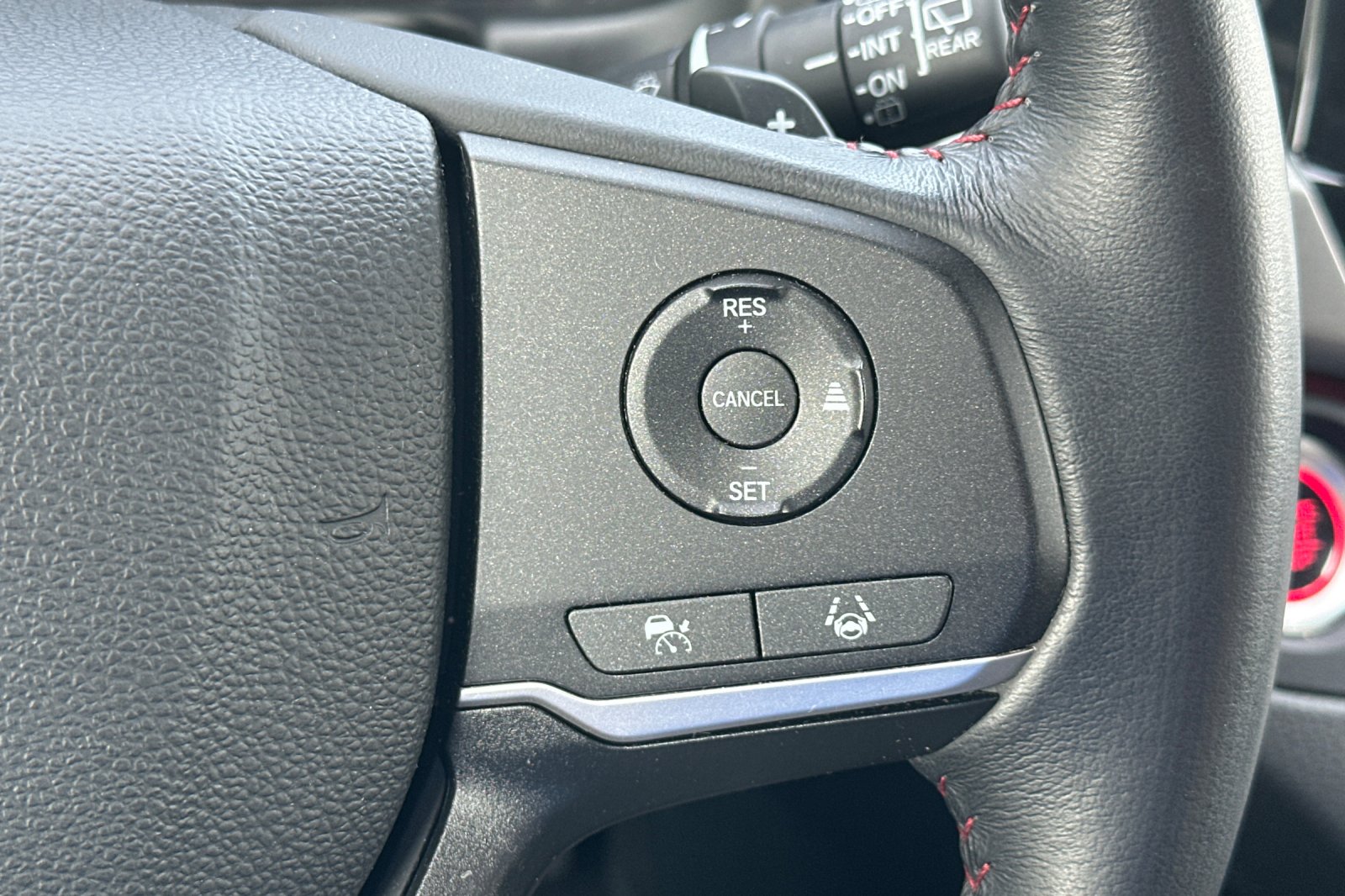 2023 Honda Odyssey Sport photo 31