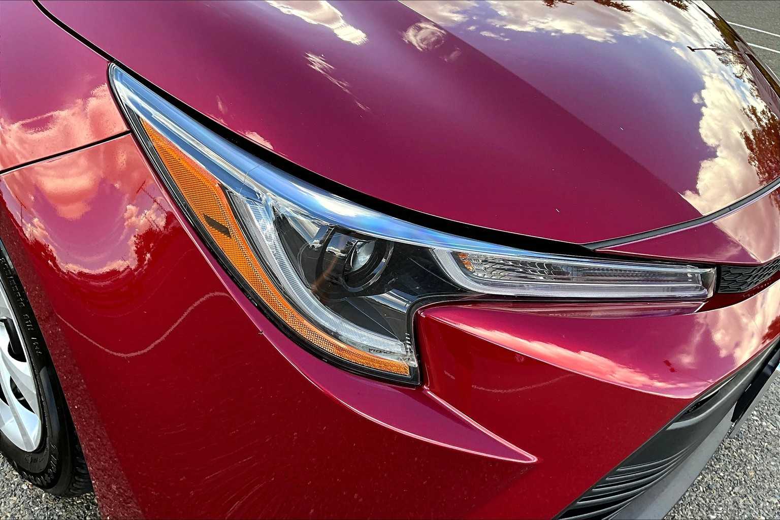 2024 Toyota Corolla LE photo 26