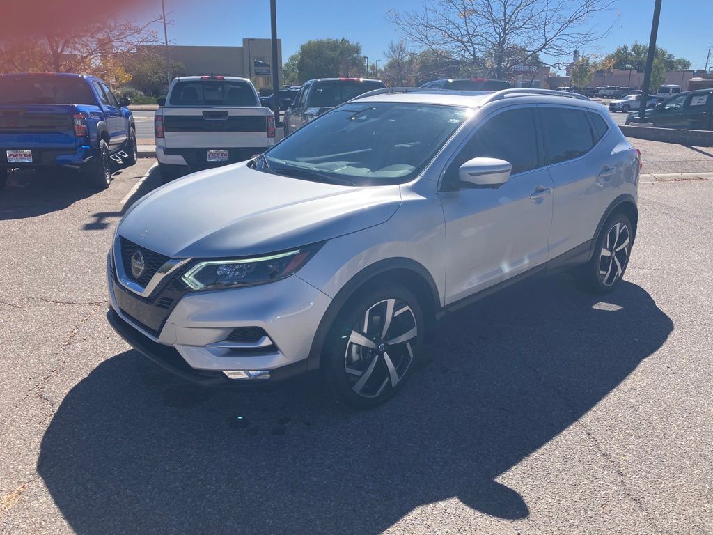 2022 Nissan Rogue Sport SL photo 3