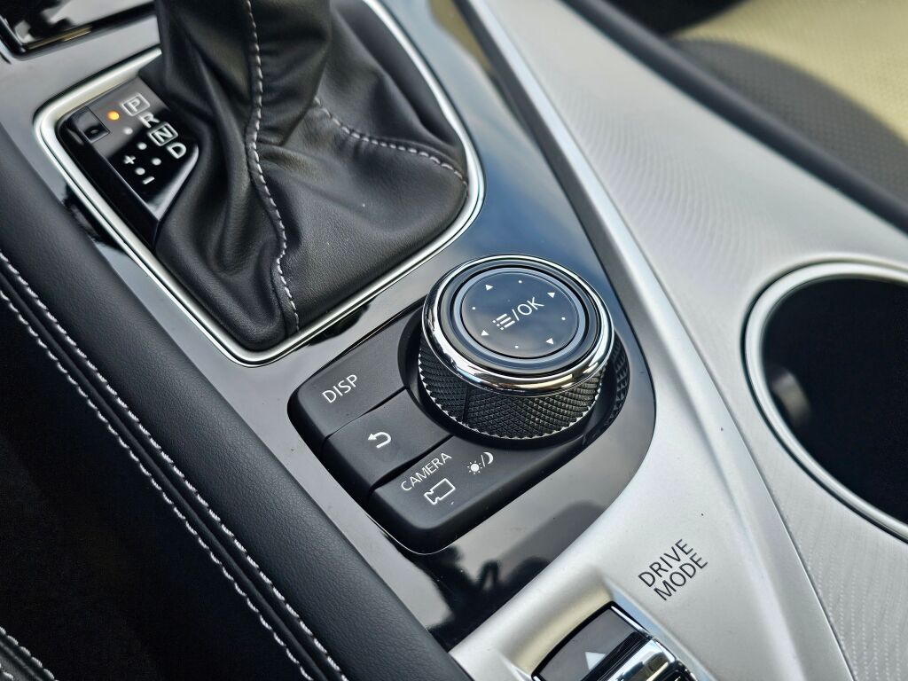 2024 Infiniti Q50 LUXE photo 37