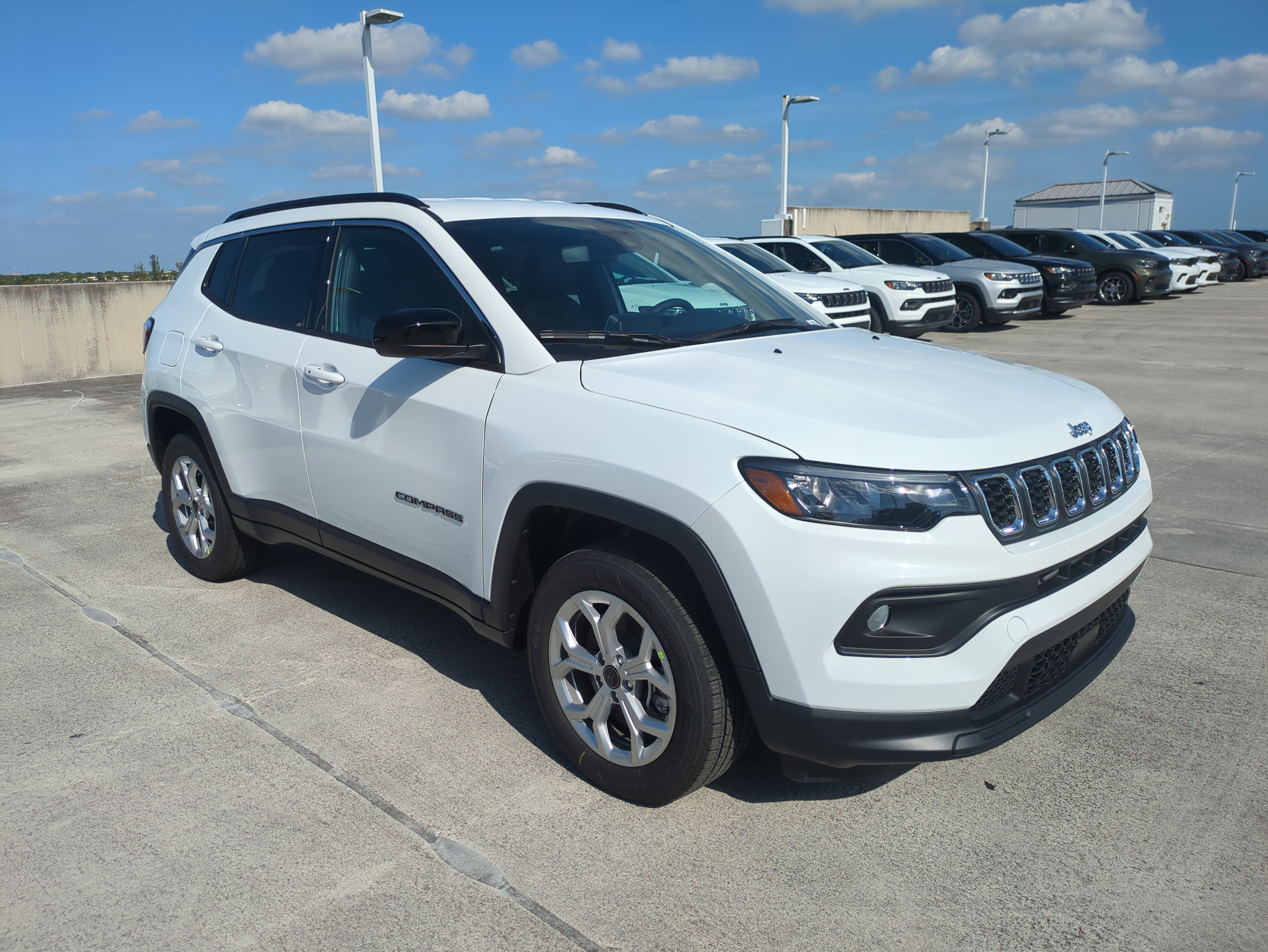 2026 Jeep Compass Latitude's photo