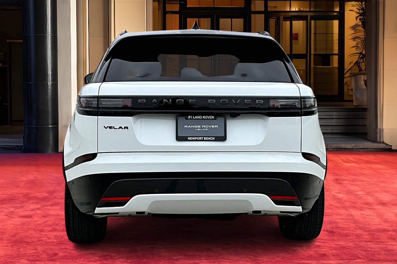 2026 Land Rover Range Rover Velar SE photo 3