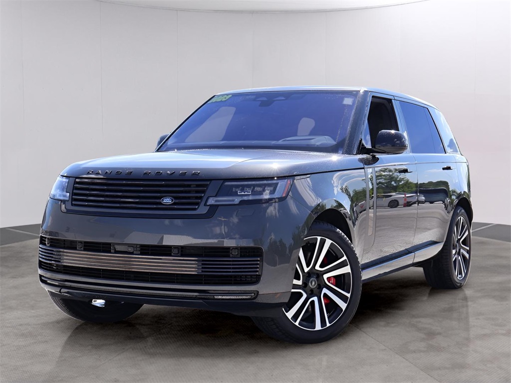 2023 Land Rover Range Rover SV's photo