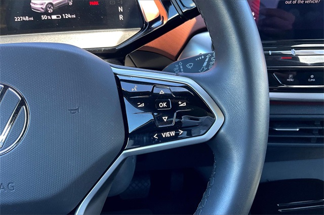 2022 Volkswagen ID.4 Pro S photo 18